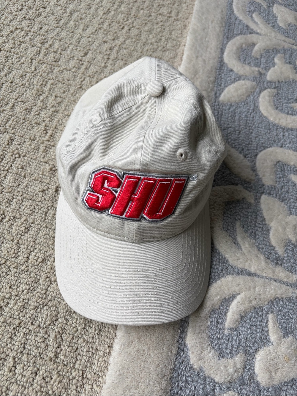 SHU -Sacred Heart Red Letter Baseball Cap - Cream